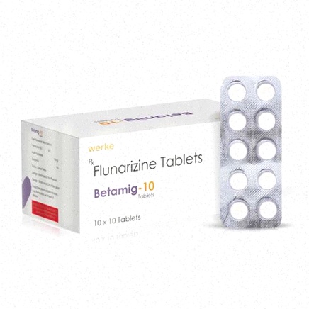 Flacons de Flunarizine et boîte de comprimés