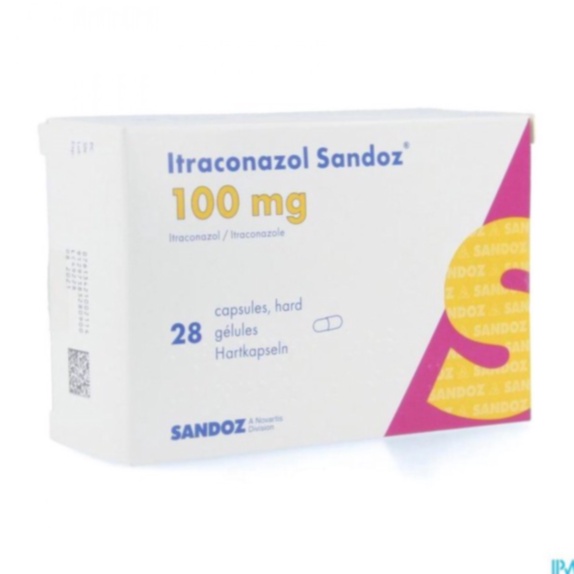 Boîte d'Itraconazole et symbole de livraison rapide